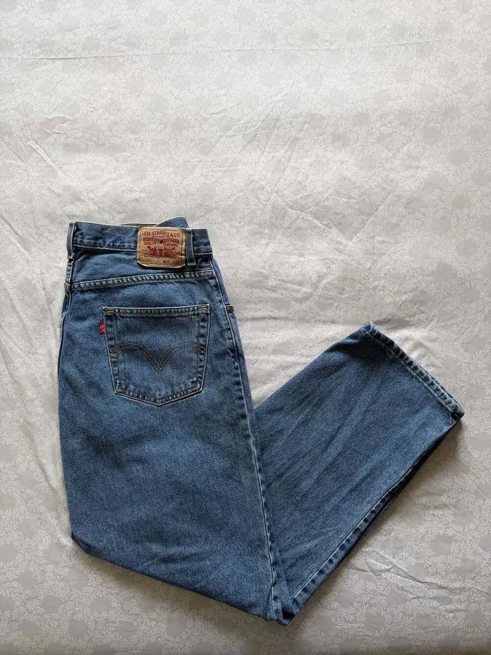 Vintage Y2K 2005 Levi's 560 Comfort Fit Baggy Tapered Jeans Blue Denim Men's